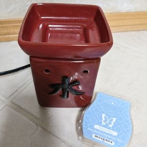 Scentsy Warmer and Wax